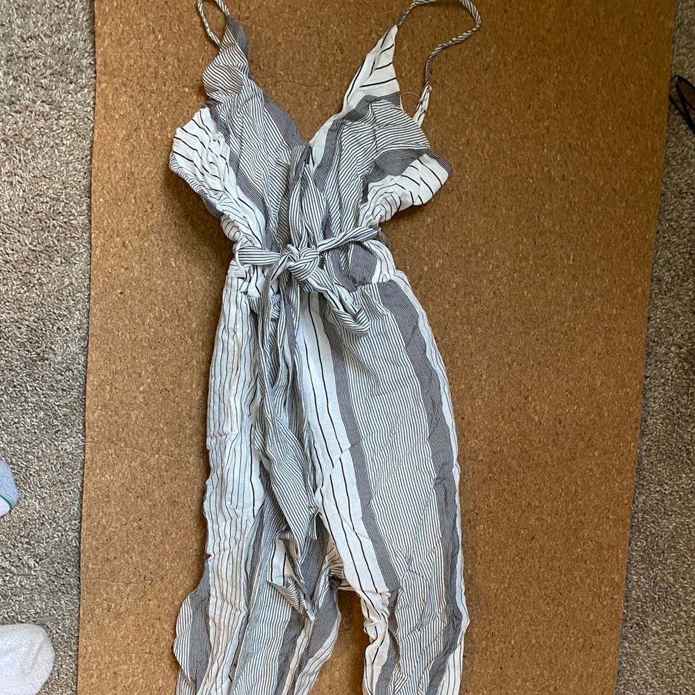 Stripped tie jumpsuit